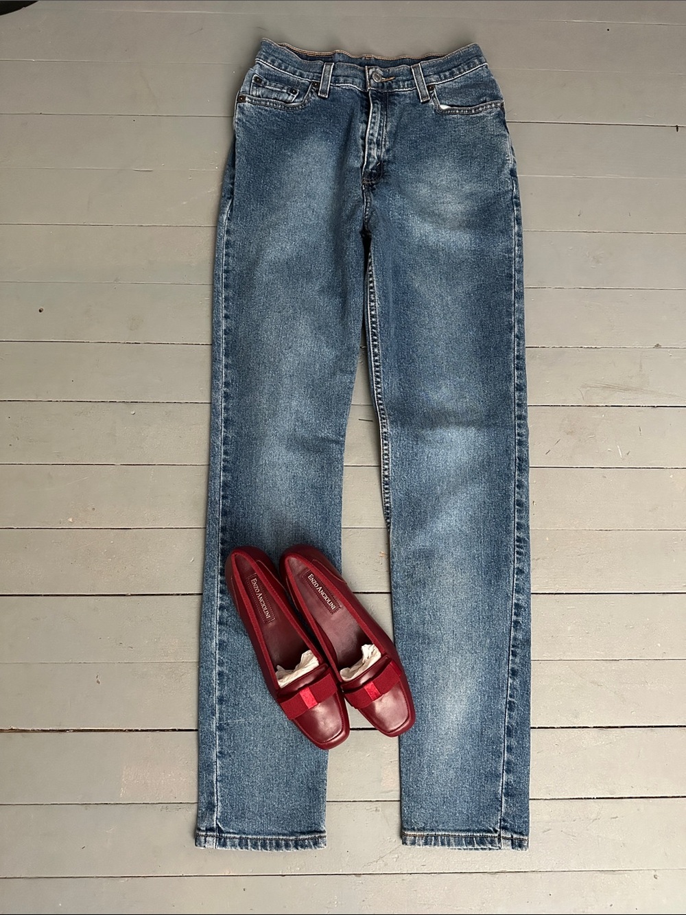 Vintage Levi’s Classic High Waist Blue Denim Jeans Slim Fit Tapered
